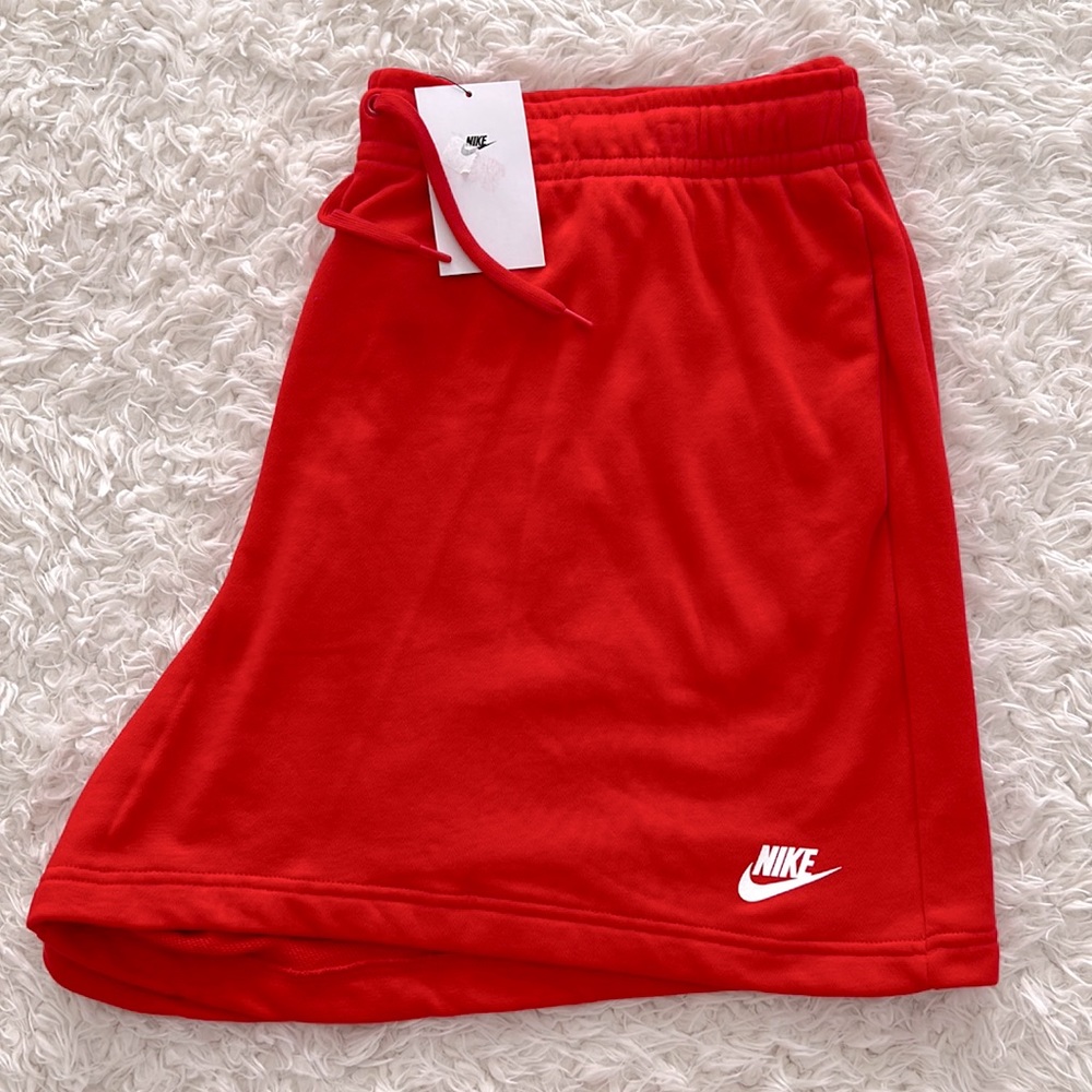 Nike Mid Rise Shorts - Picture 1 of 12